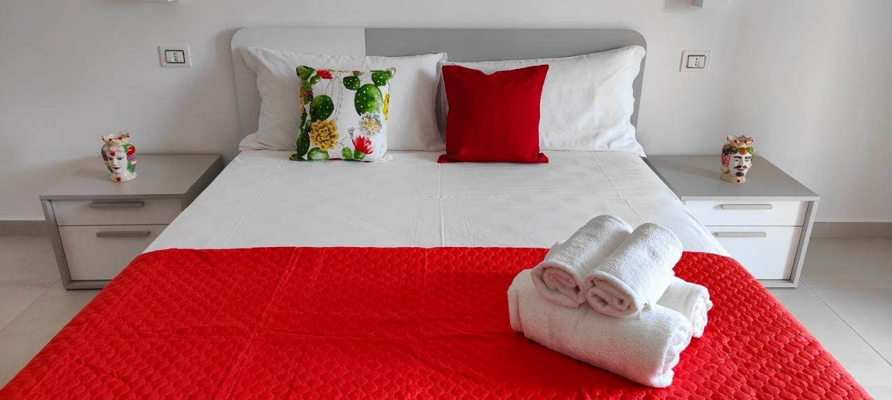 Casa Vacanze Rainbow, Siracusa Syracuse ภายนอก รูปภาพ