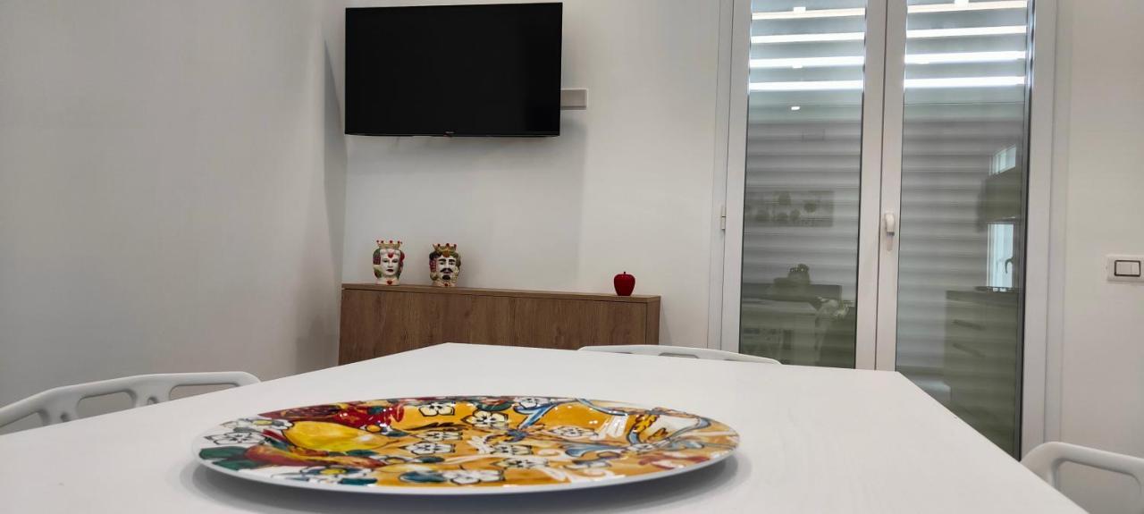 Casa Vacanze Rainbow, Siracusa Syracuse ภายนอก รูปภาพ