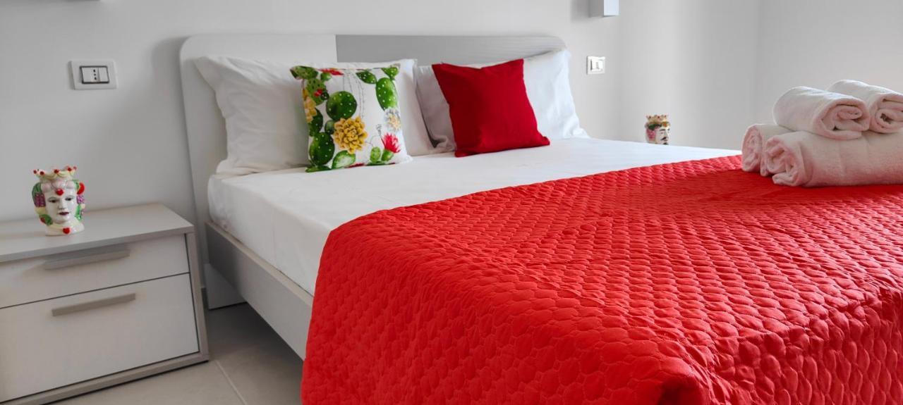 Casa Vacanze Rainbow, Siracusa Syracuse ภายนอก รูปภาพ