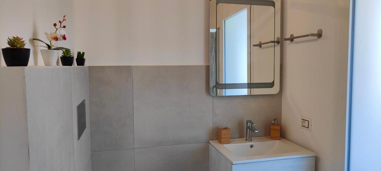 Casa Vacanze Rainbow, Siracusa Syracuse ภายนอก รูปภาพ