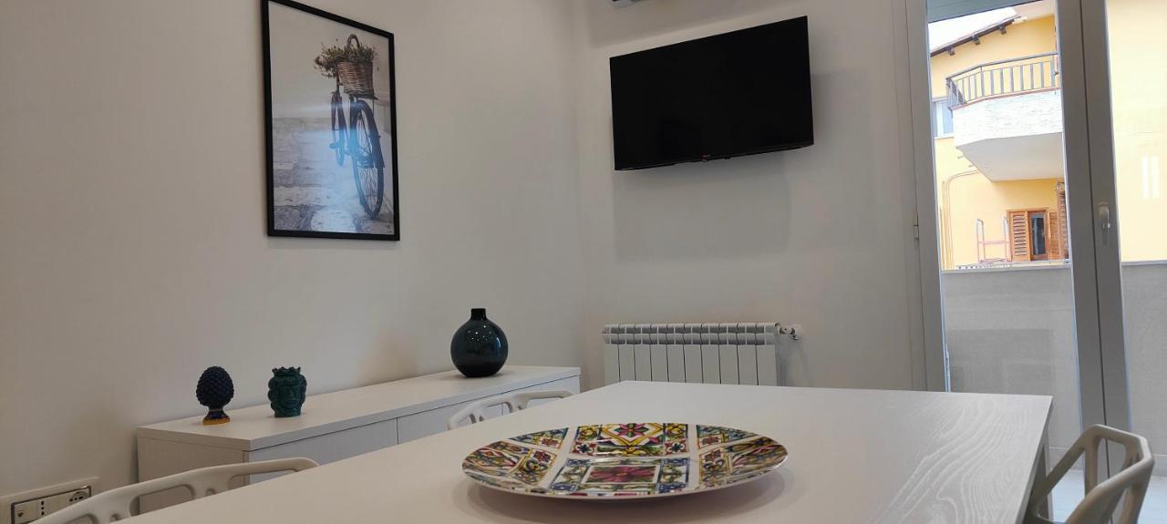 Casa Vacanze Rainbow, Siracusa Syracuse ภายนอก รูปภาพ