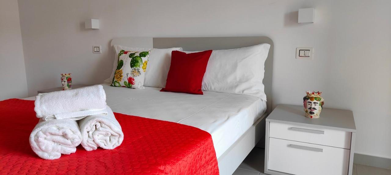 Casa Vacanze Rainbow, Siracusa Syracuse ภายนอก รูปภาพ