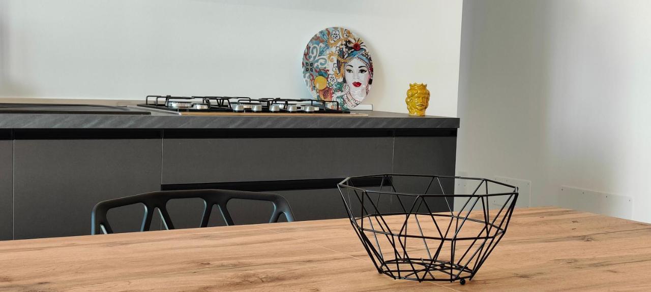 Casa Vacanze Rainbow, Siracusa Syracuse ภายนอก รูปภาพ