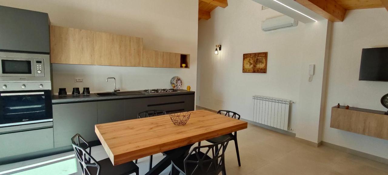 Casa Vacanze Rainbow, Siracusa Syracuse ภายนอก รูปภาพ